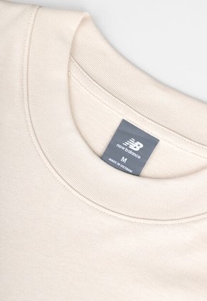 Camiseta new balance Hoops Player Beige