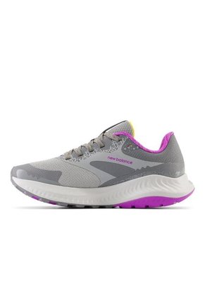 Tenis New Balance Dynasoft Nitrel V5 Mujer-Gris
