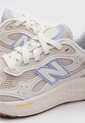 Tenis Running new balance Fresh Foam Arishi Beige de New Balance
