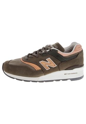 Lifestyle Verde oliva-Miel New Balance Classic Traditionneles
