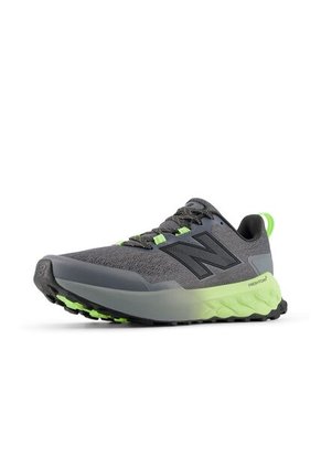 Tenis New Balance Garoé Hombre-Gris Oscuro