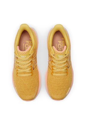 Tenis Deportivos New Balance 1080  Amarillo Para Mujer