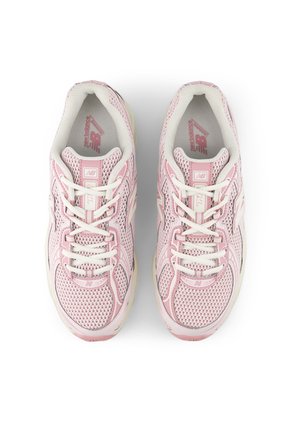 Tenis Deportivos New Balance Originales 740 Rosa Unisex