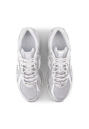 Tenis Deportivos New Balance Original Abzorb 740 Gris Mujer