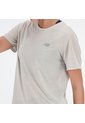 Camisa Deportiva New Balance Originales Athletics Gris Mujer de New Balance