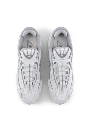 Tenis Deportivo NewBalance Original 1000 Running Gris Unisex