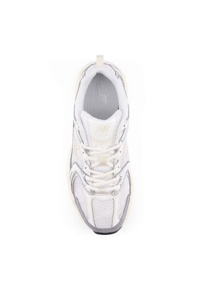 Tenis New Balance 530 Mujer-Plataeado/Gris