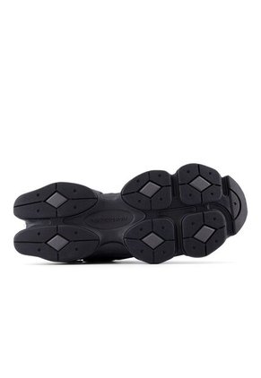 Tenis New Balance 9060 Hombre-Negro