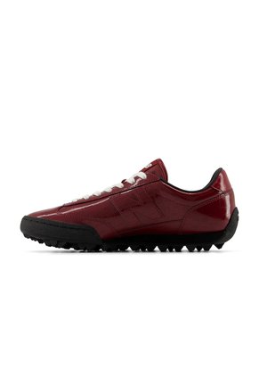 Tenis Deportivos New Balance Originales Gator Run Rojo Mujer