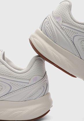 Tenis new balance Amaste Marfil