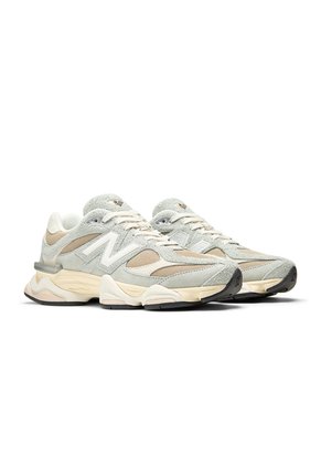Tenis Deportivo New Balance Original 9060 Abzorb Gris Unisex
