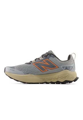 Tenis New Balance Garoé Hombre-Gris/Café