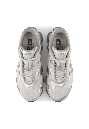 Tenis Deportivos New Balance Originales 2000 Gris Para Mujer
