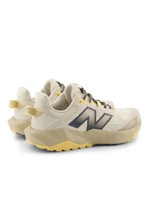 Tenis New Balance Nitrel Mujer-Beige
