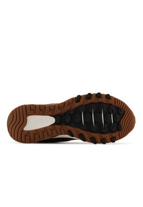 Tenis New Balance MT410CC7 SPRING 2022 Hombre-Verde