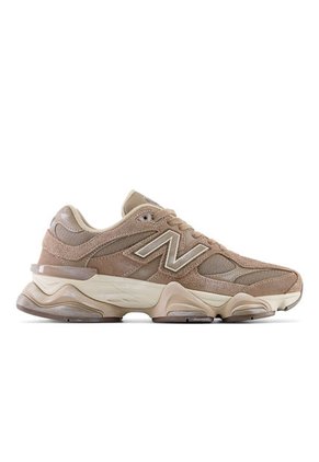 TENIS NEW BALANCE UNISEX U9060PB 9060 Talla 7.5