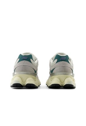 TENIS NEW_BALANCE UNISEXO U9060HMS 9060 Talla 5