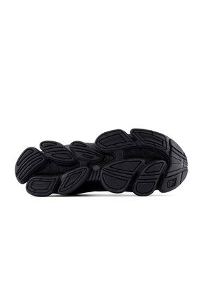 Tenis Deportivo New Balance Original 2000Abzorb Negro Hombre