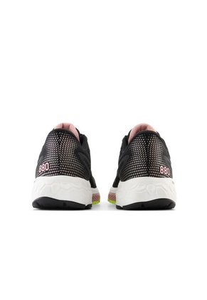 Tenis Deportivos New Balance 880 V13 Original Negro Mujer