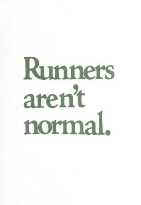 Camiseta new balance Runners Arent Normal Marfil