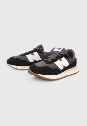 Tenis Lifestyle Negro-Blanco-Beige New Balance 237