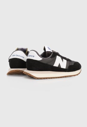 Tenis Lifestyle Negro-Blanco-Beige New Balance 237