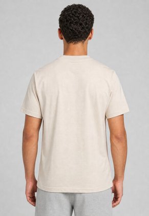Camiseta new balance Sport Essentials Beige
