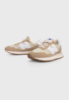 Tenis Lifestyle Café-Beige-Blanco New Balance 237