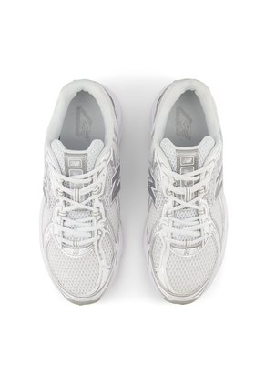 Tenis Deportivo New Balance Original Abzorb740 Blanco Unisex