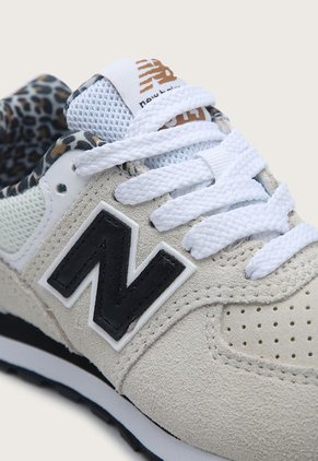 Tenis Lifestyle Beige-Negro-Café New Balance 574