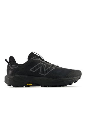 Tenis Trail Running FuelCell Rebel Trail New Balance MRBT8R0