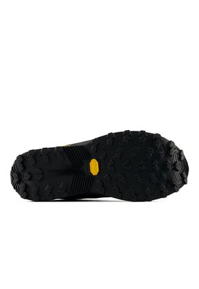 Tenis Trail Running FuelCell Rebel Trail New Balance MRBT8R0