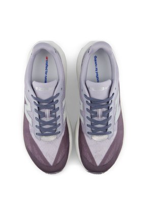 Tenis Running FuelCell Rebel V5 New Balance MFCX2JO