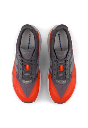 Tenis Running FuelCell Rebel V5 New Balance MFCX2PP
