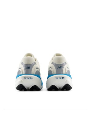 Tenis Running 1080 V15 New Balance M10808E0