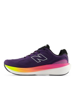 Tenis Running 1080 V15 New Balance M10806NR