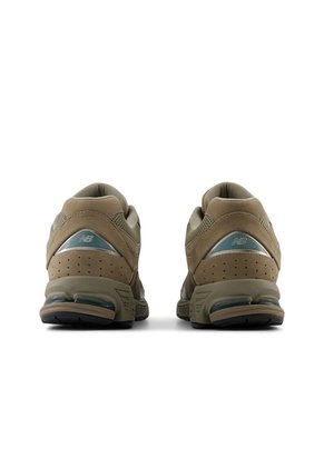 Tenis Deportivos New Balance Original 2002 Café Para Hombre