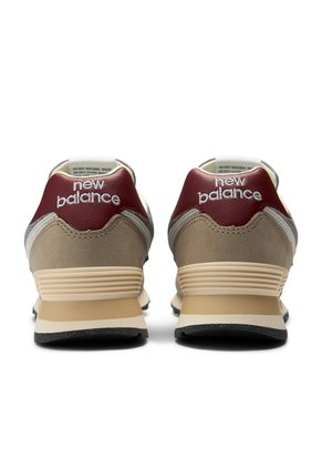 Tenis Deportivos New Balance Originales 574 Gris Para Hombre