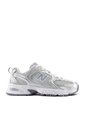 Tenis New Balance 530 Mujer-Gris/Plata de New Balance