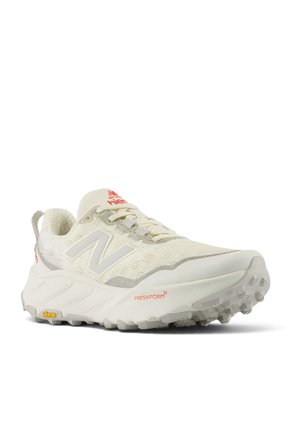 Tenis New Balance Hierro Mujer-Beige