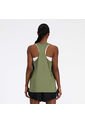 New Balance Camiseta Manga Corta Para Mujer Tanks Sport Essentials New Balance de New Balance