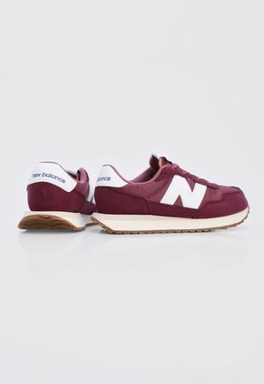 Tenis Lifestyle Violeta-Marfil-Blanco New Balance 237