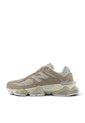 Tenis New Balance 9060 Hombre-Bronce de New Balance