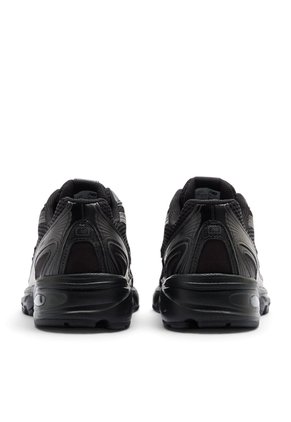 Tenis New Balance 740 Hombre-Negro
