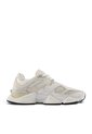 Tenis New Balance 9060 Hombre-Beige/Blanco de New Balance