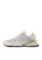 Tenis New Balance 9060 Hombre-Beige/Blanco de New Balance