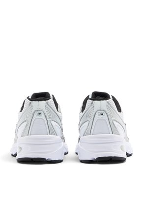 Tenis New Balance 740 Hombre-Blanco/Plata