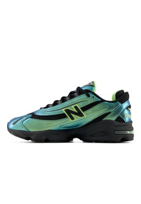 Tenis Lifestyle Unisex 1000 New Balance U100040B