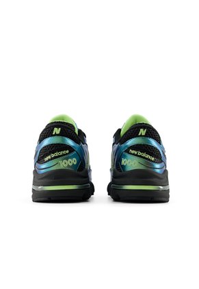 Tenis Lifestyle Unisex 1000 New Balance U100040B