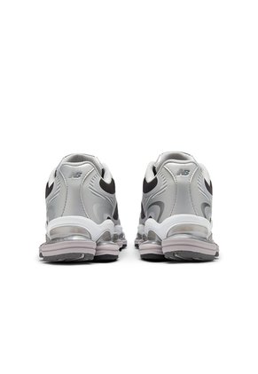 Tenis Lifestyle Unisex 2000 New Balance U20003OZ